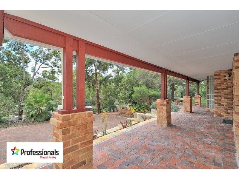 1020 Thomas Road, Glen Forrest WA 6071