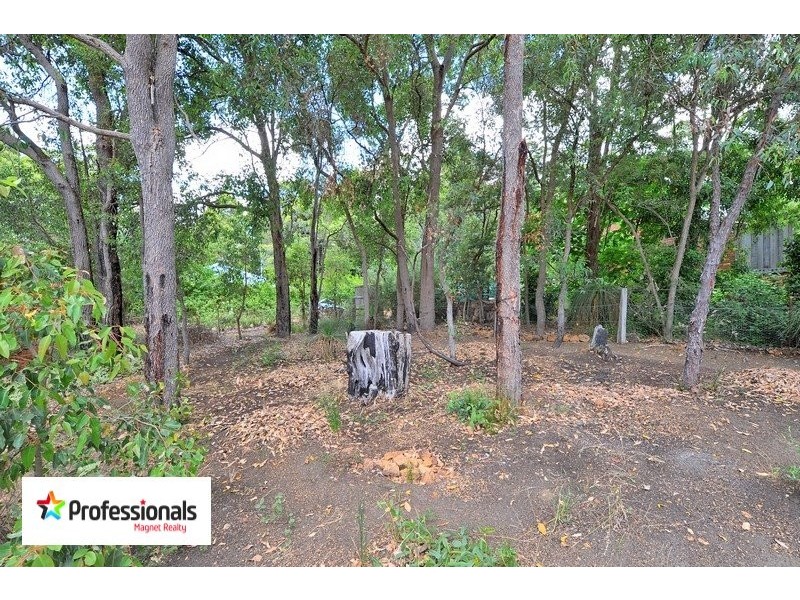 1020 Thomas Road, Glen Forrest WA 6071