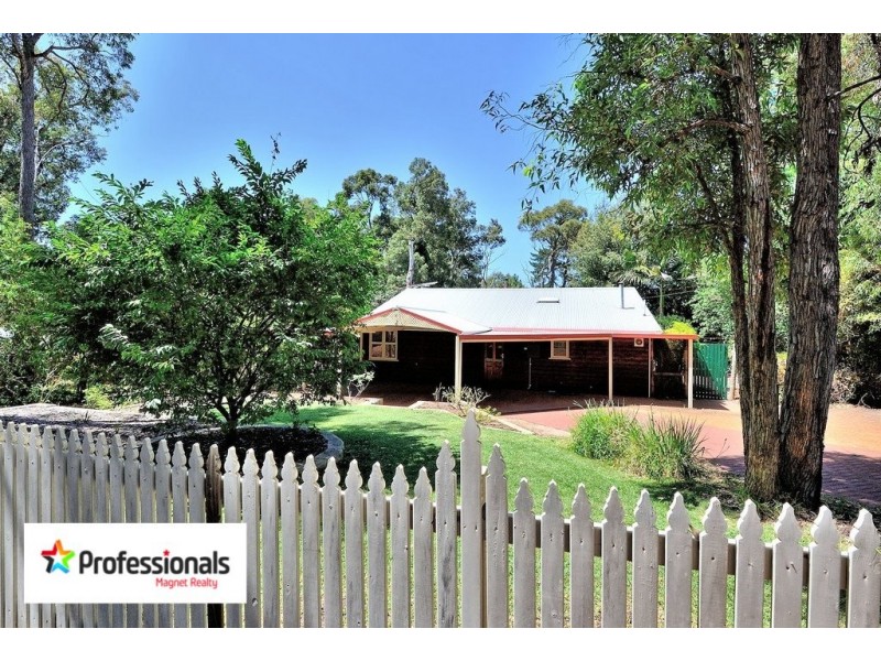 5 Bowen Place, Stoneville WA 6081