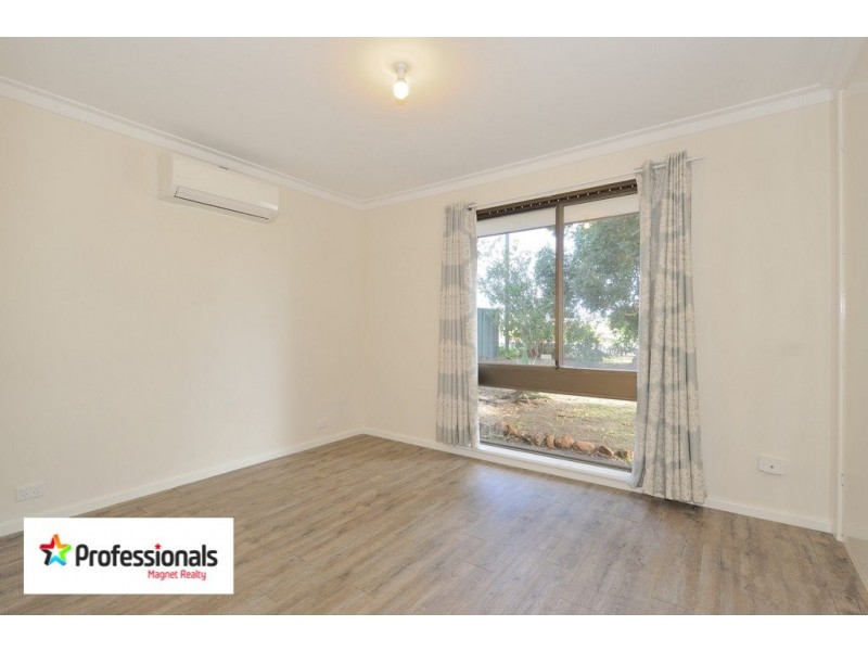 26 Marlboro Road, Swan View WA 6056