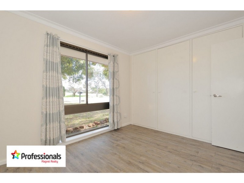 26 Marlboro Road, Swan View WA 6056