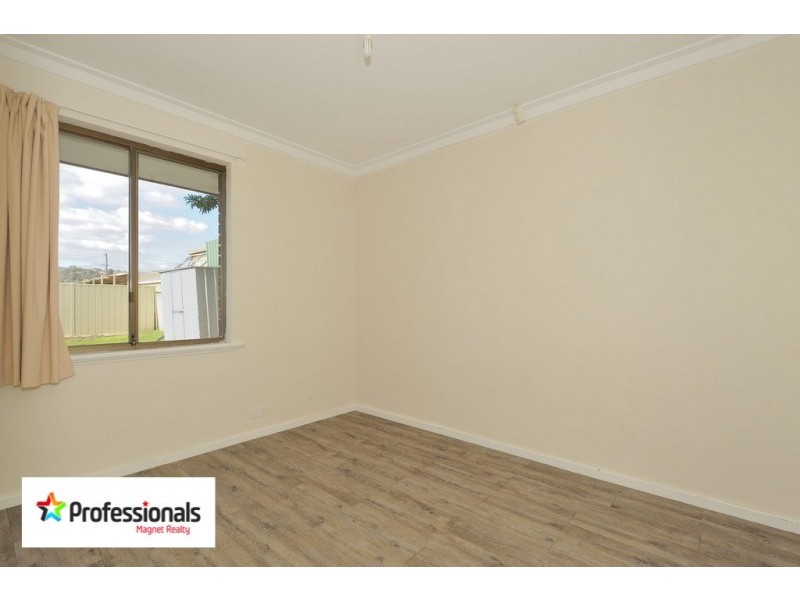 26 Marlboro Road, Swan View WA 6056