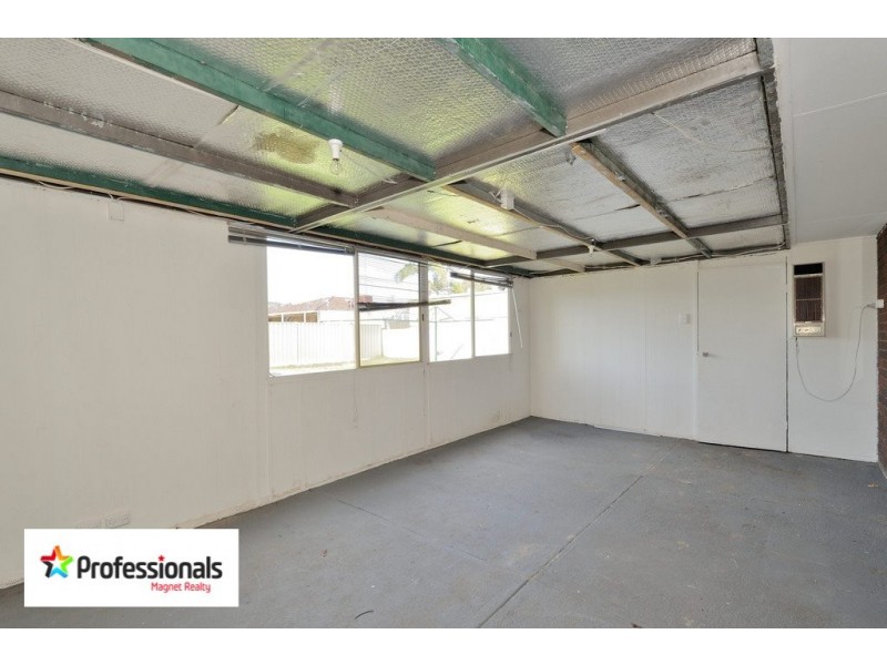 26 Marlboro Road, Swan View WA 6056