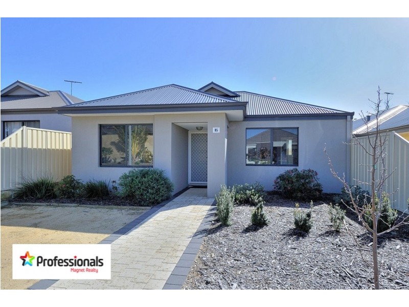 16 Fertito Entrance, Success WA 6164