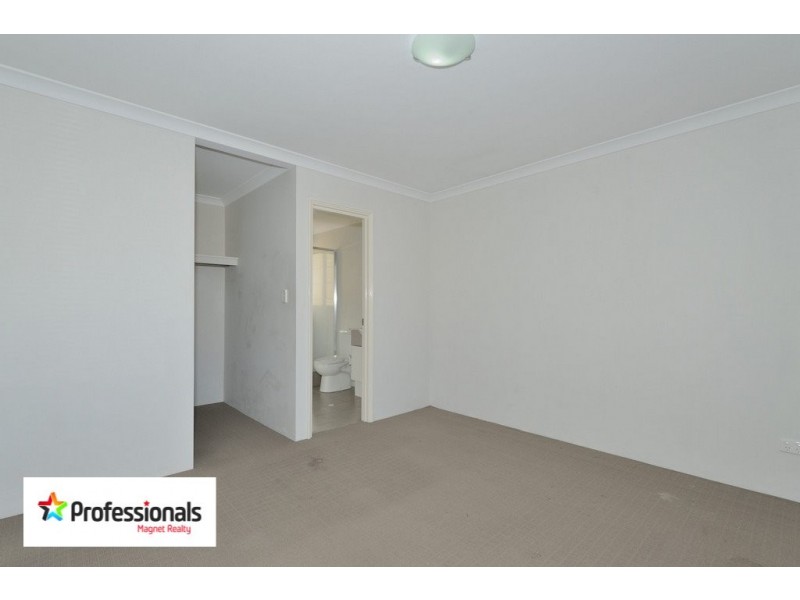 16 Fertito Entrance, Success WA 6164