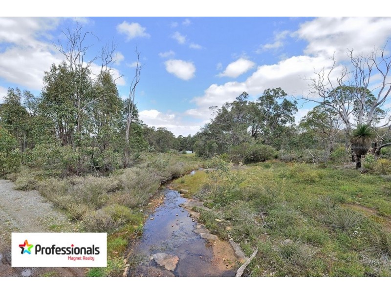 126 Burgess, Gidgegannup WA 6083