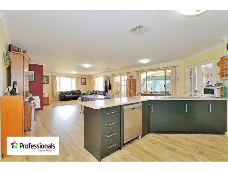 100 Olive, Wundowie WA 6560