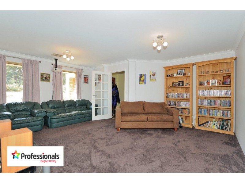 100 Olive, Wundowie WA 6560