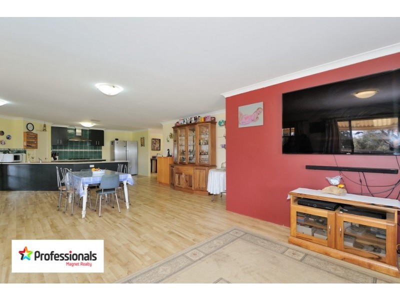 100 Olive, Wundowie WA 6560