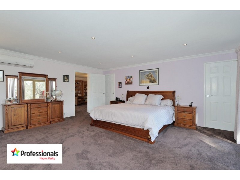 100 Olive, Wundowie WA 6560