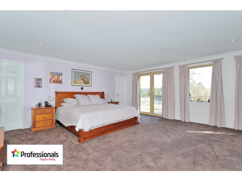 100 Olive, Wundowie WA 6560