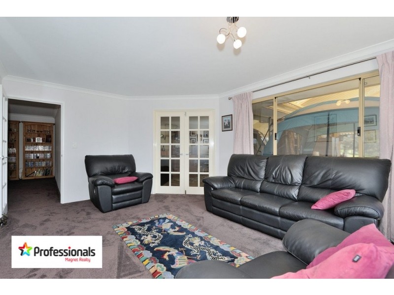 100 Olive, Wundowie WA 6560