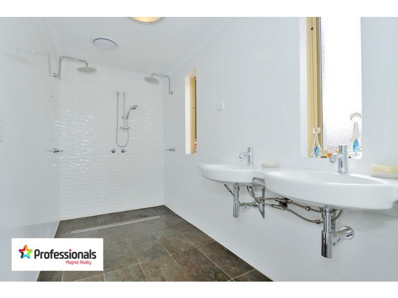 100 Olive, Wundowie WA 6560