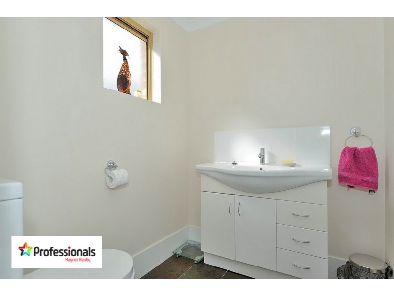 100 Olive, Wundowie WA 6560