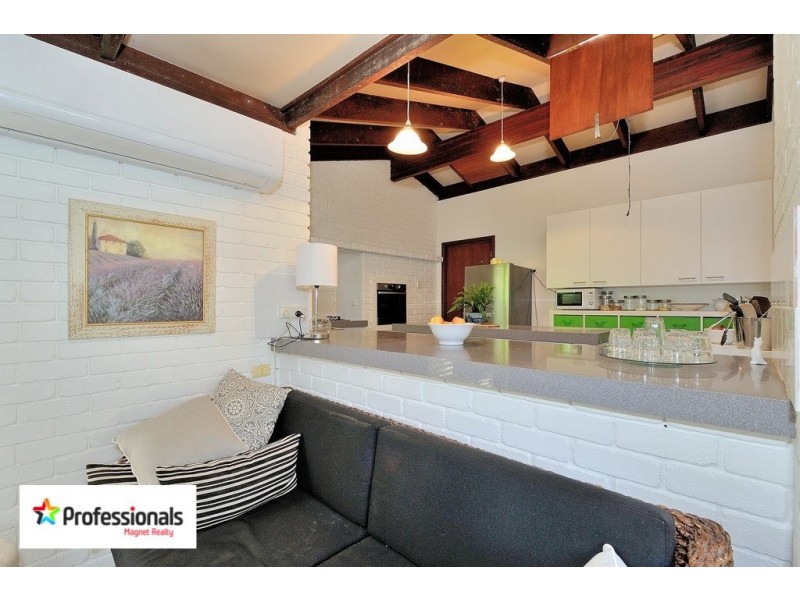 240 Colwyn Road, Mount Helena WA 6082