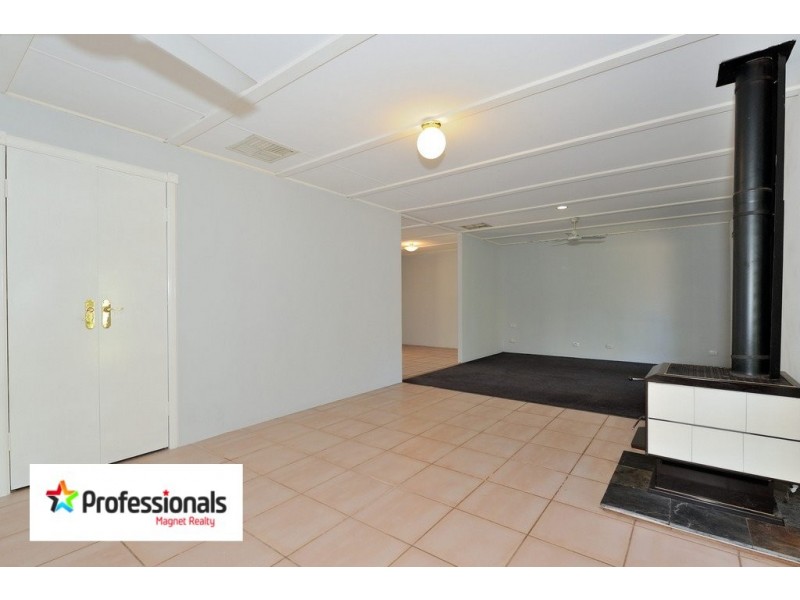 27 Dargin Street, Mount Helena WA 6082