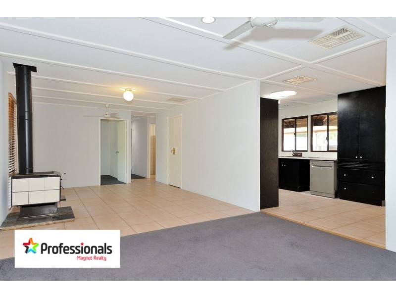 27 Dargin Street, Mount Helena WA 6082