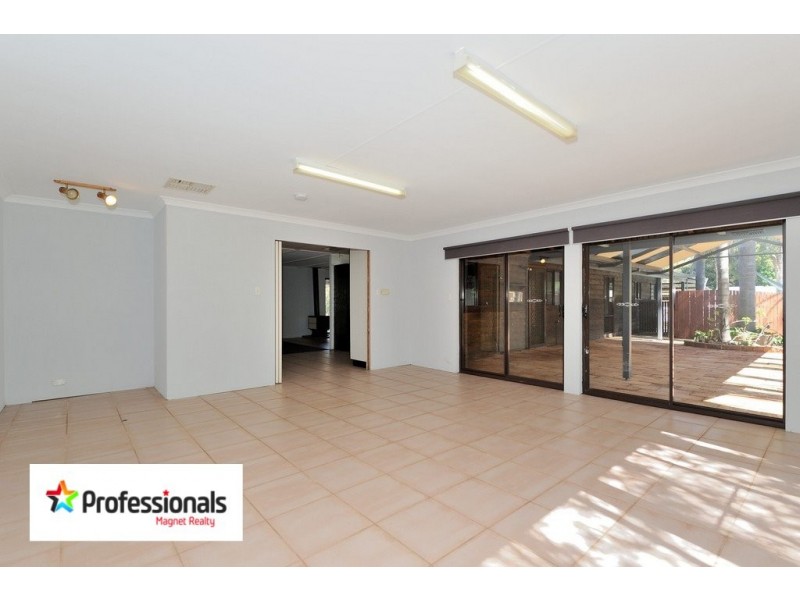 27 Dargin Street, Mount Helena WA 6082