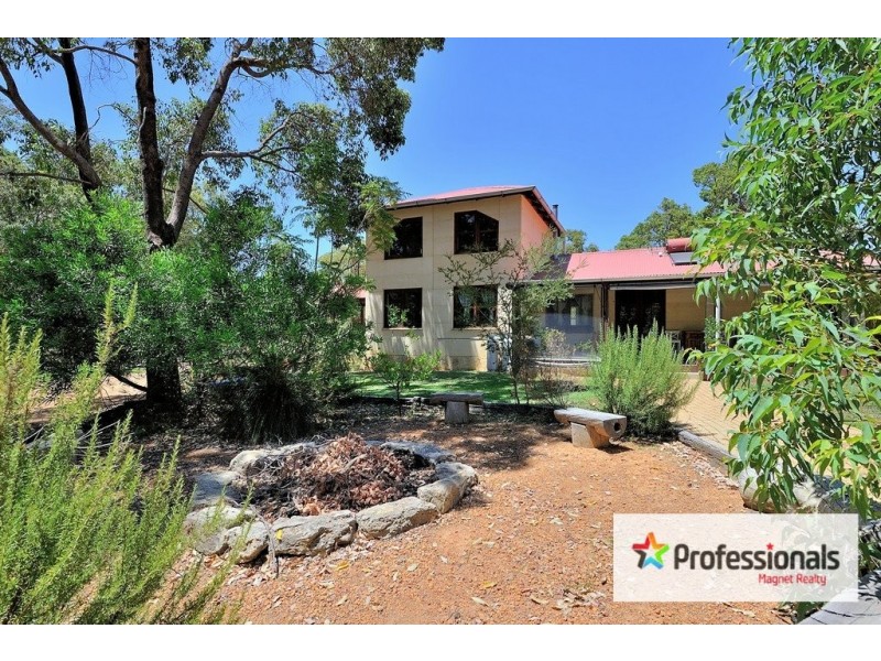 8 Ballymore Place, Gidgegannup WA 6083