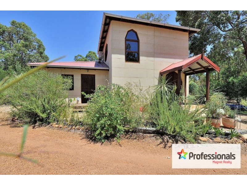 8 Ballymore Place, Gidgegannup WA 6083