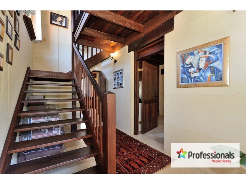 8 Ballymore Place, Gidgegannup WA 6083