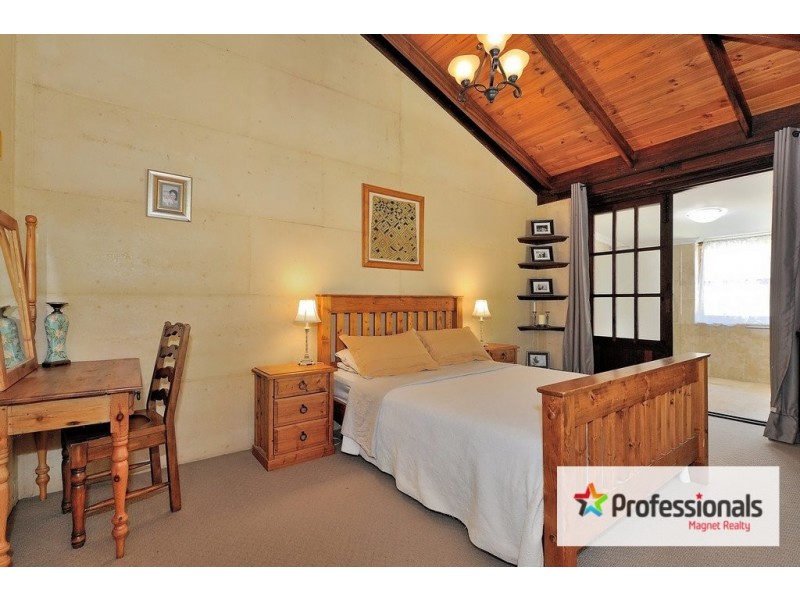 8 Ballymore Place, Gidgegannup WA 6083