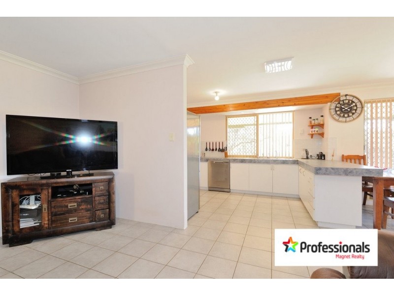 12 Honey Street, Mount Helena WA 6082