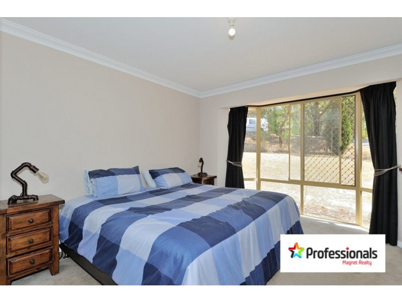 12 Honey Street, Mount Helena WA 6082