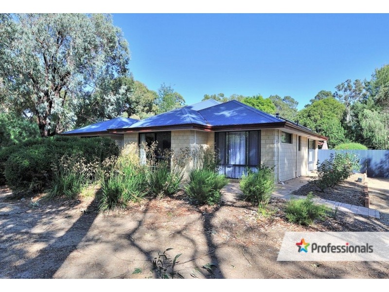 355 Samuel Street, Mount Helena WA 6082