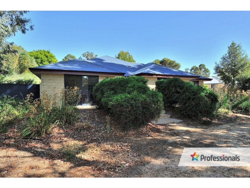 355 Samuel Street, Mount Helena WA 6082