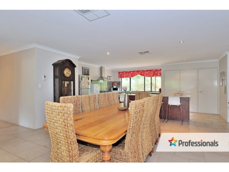 355 Samuel Street, Mount Helena WA 6082