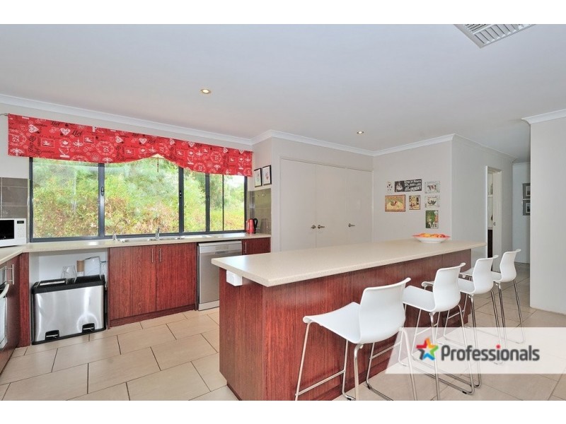 355 Samuel Street, Mount Helena WA 6082