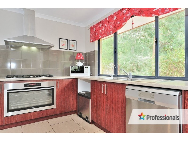 355 Samuel Street, Mount Helena WA 6082