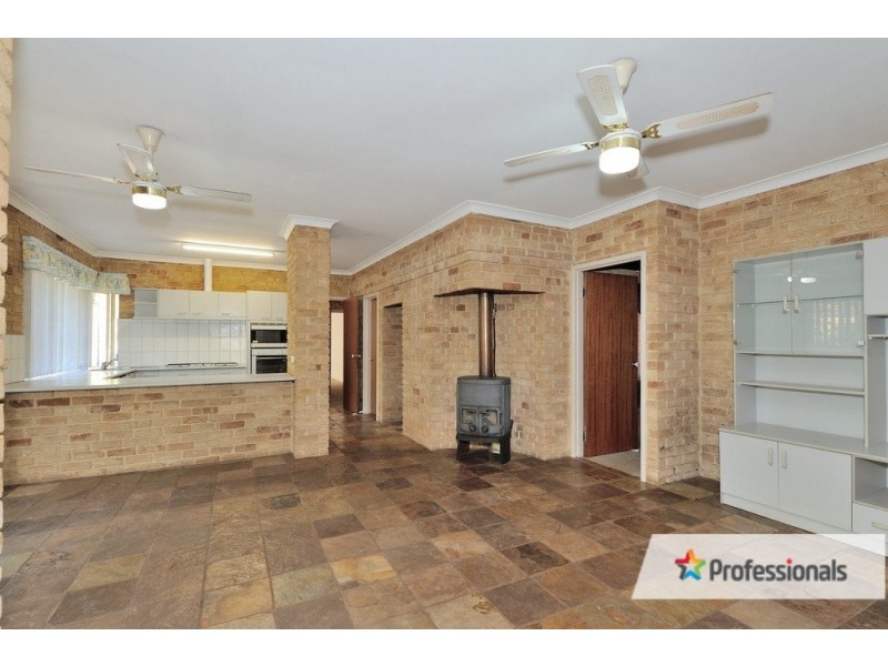 2390 Lilydale Road, Chidlow WA 6556