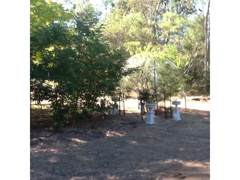 120 Woodlands Road, Stoneville WA 6081