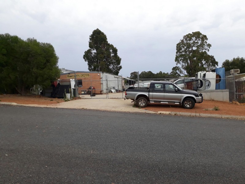 26 Wandeara Crescent, Mundaring WA 6073