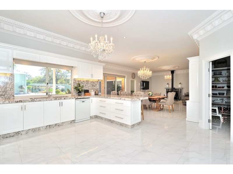 100 Redtail Rise, Stoneville WA 6081