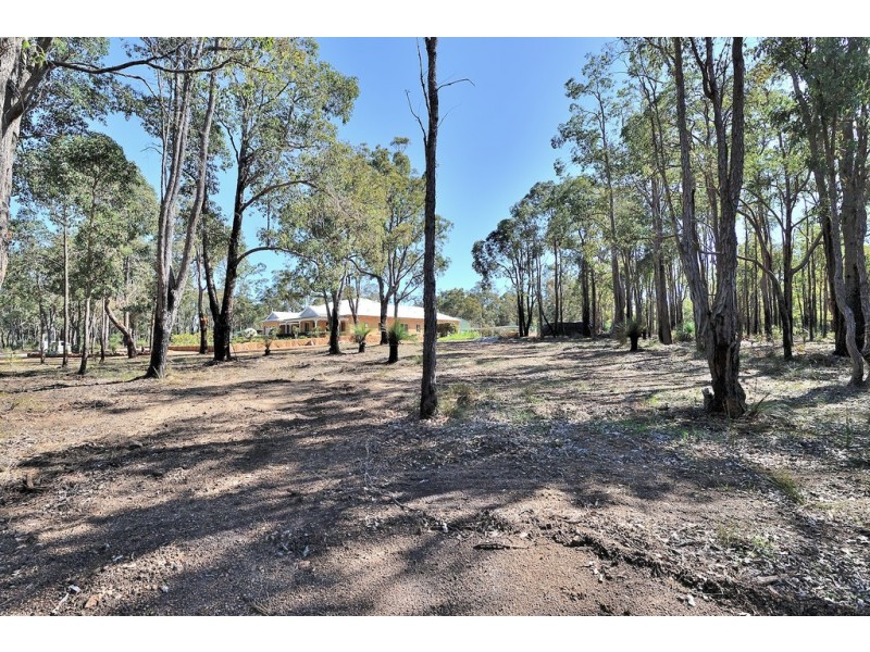 100 Redtail Rise, Stoneville WA 6081