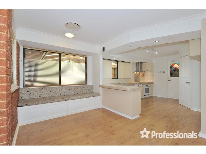 28 Painter Crescent, Mundaring WA 6073