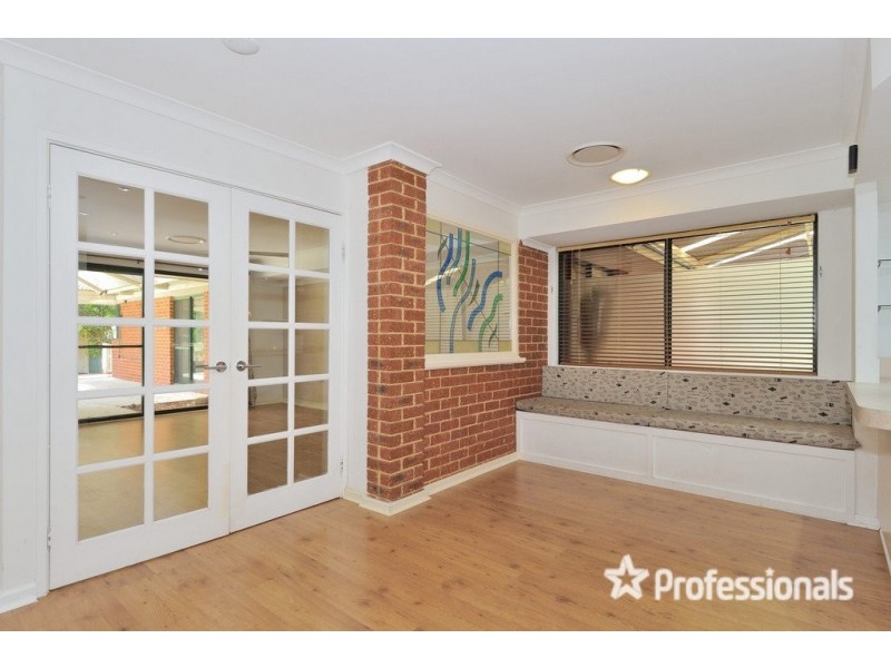 28 Painter Crescent, Mundaring WA 6073