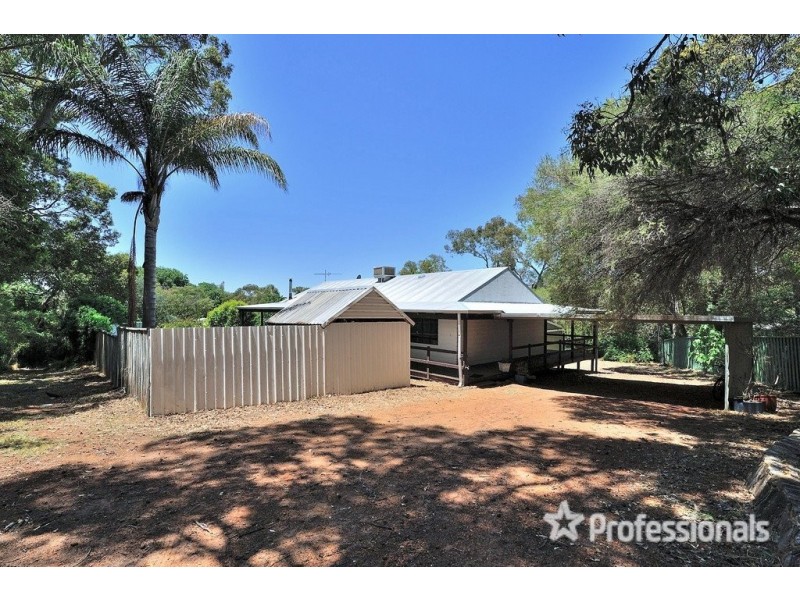 12 Royston Place, Mount Helena WA 6082