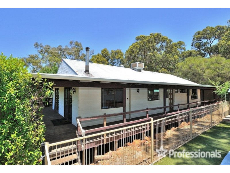 12 Royston Place, Mount Helena WA 6082