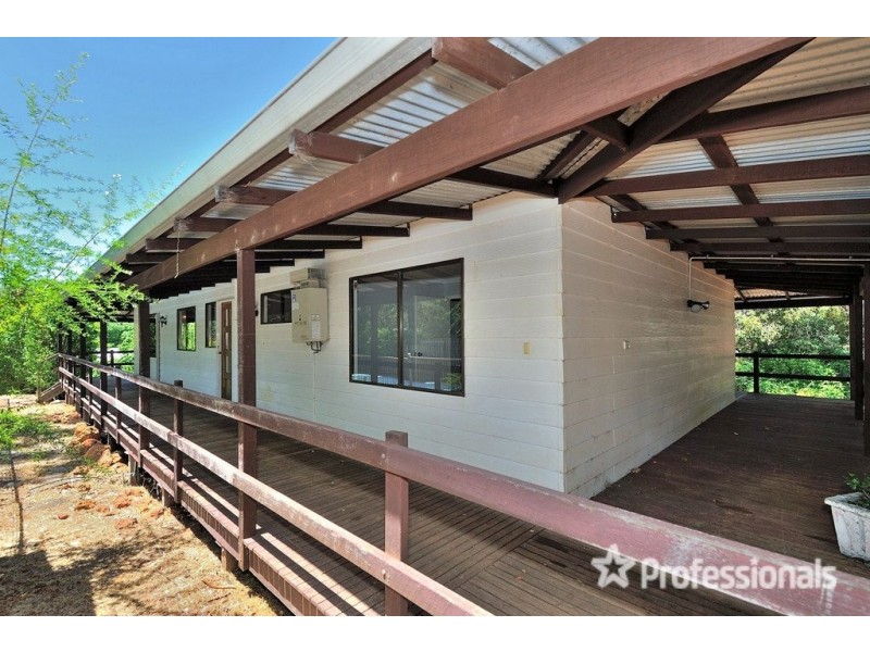 12 Royston Place, Mount Helena WA 6082