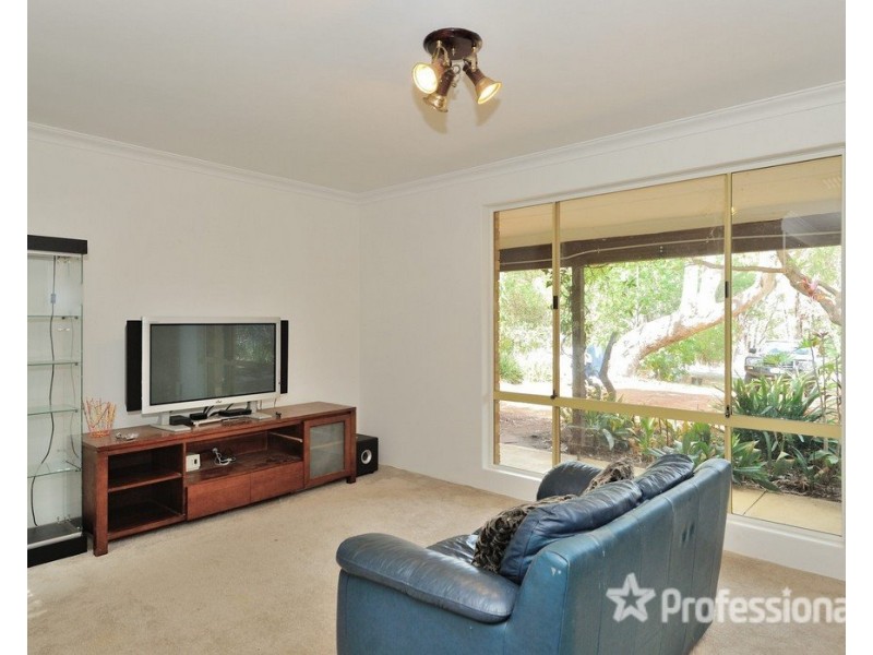 3 Padbury Road, Darlington WA 6070