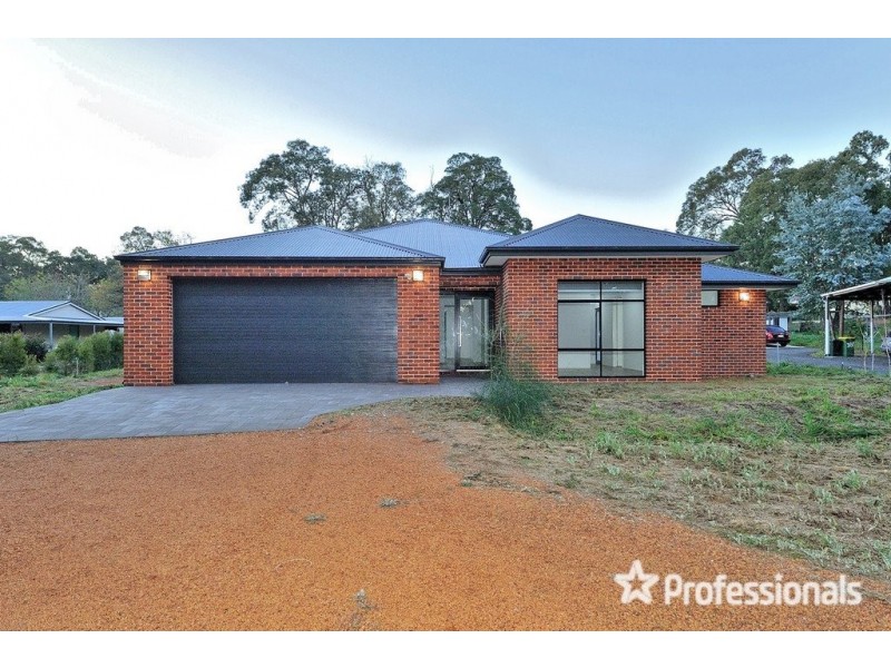 420 William Road, Mount Helena WA 6082