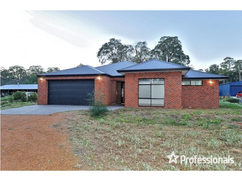 420 William Road, Mount Helena WA 6082