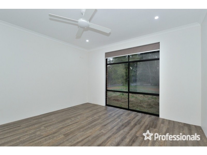 420 William Road, Mount Helena WA 6082