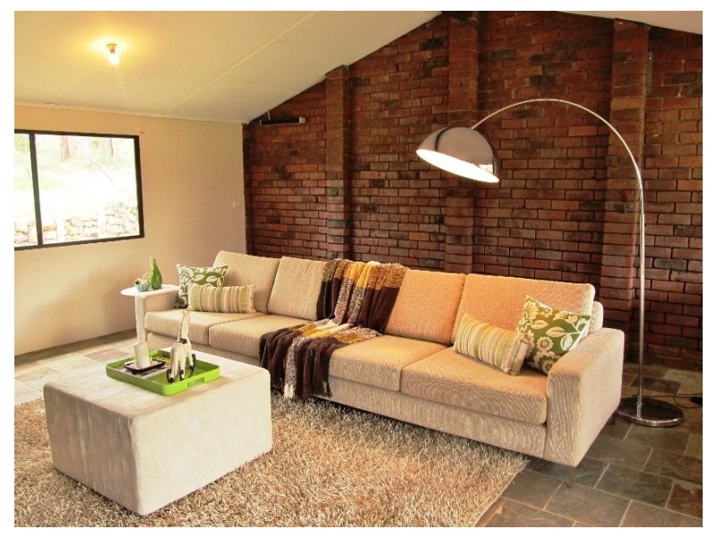 160 Hill Road, Parkerville WA 6081