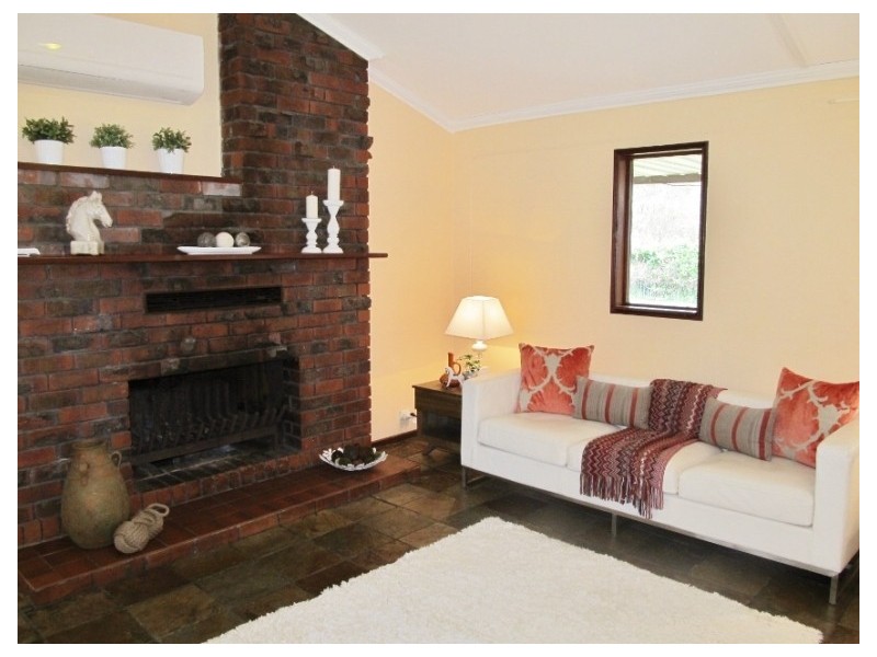 160 Hill Road, Parkerville WA 6081