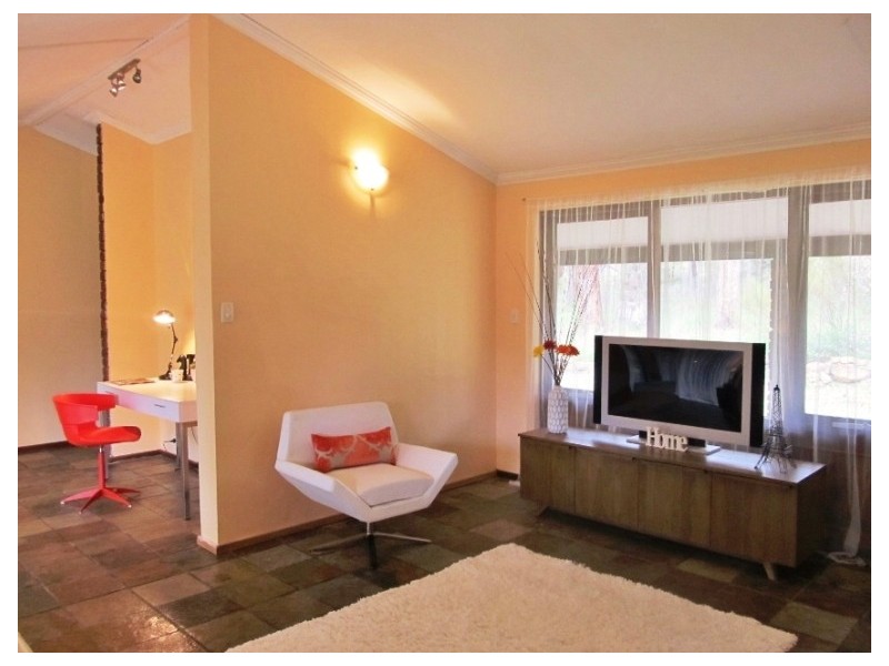 160 Hill Road, Parkerville WA 6081